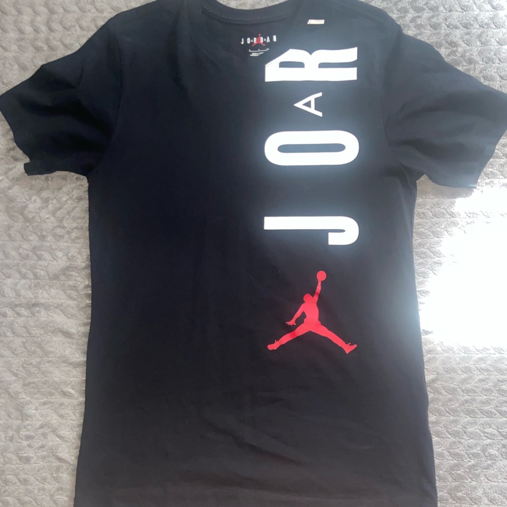 Jordan tee shirt